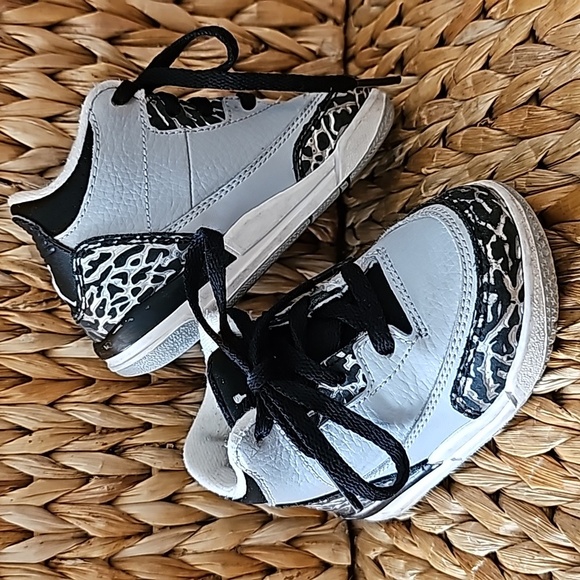 Jordan Other - JORDAN Air Jordan 3 Wolf Grey Toddler 5